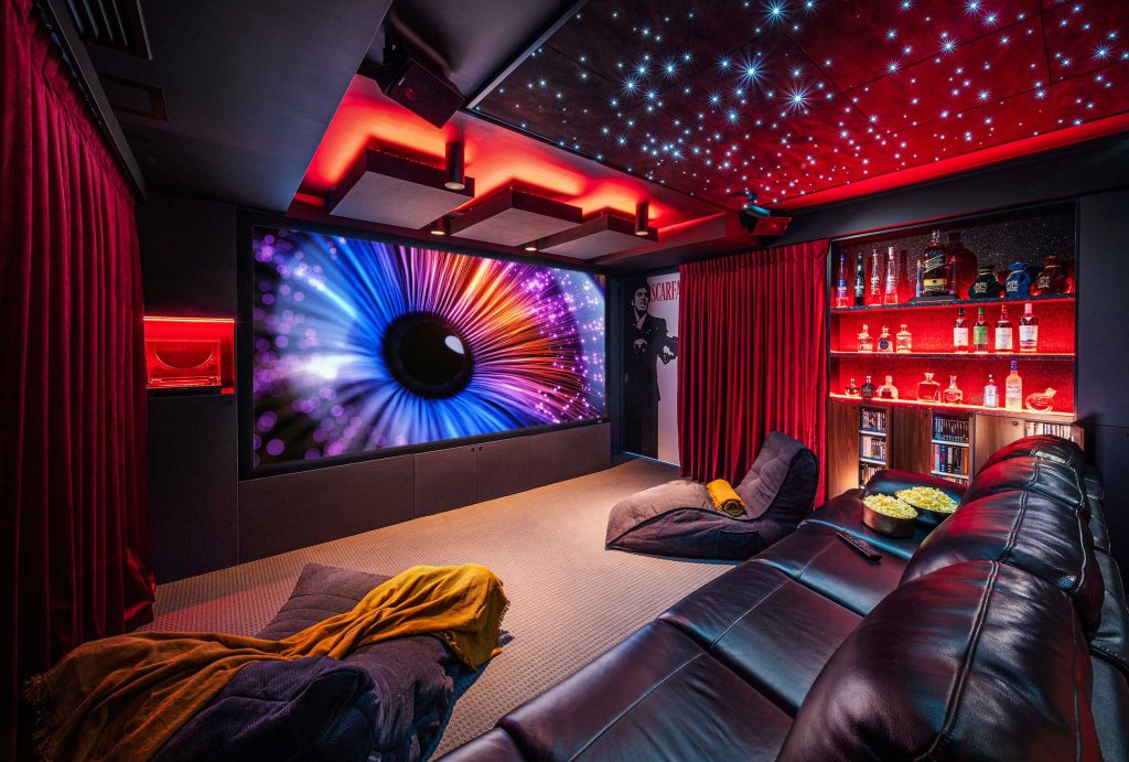 Cine en casa ¿Tienes todo preparado para disfrutar al máximo? Home Cinema