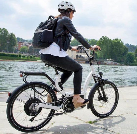 Beneficios de la bicicleta con pedaleo asistido