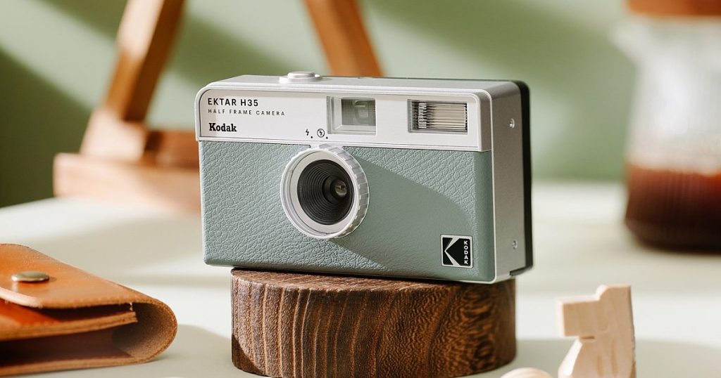 la cámara Kodak Ektar H35