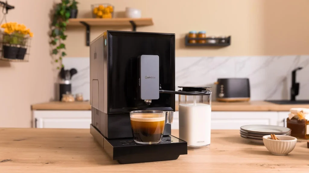 Cafetera Superautomática Cumbia Cremmaet Compact: La combinación perfecta de tecnología y sabor Cafetera Cremaet Compact cecotec