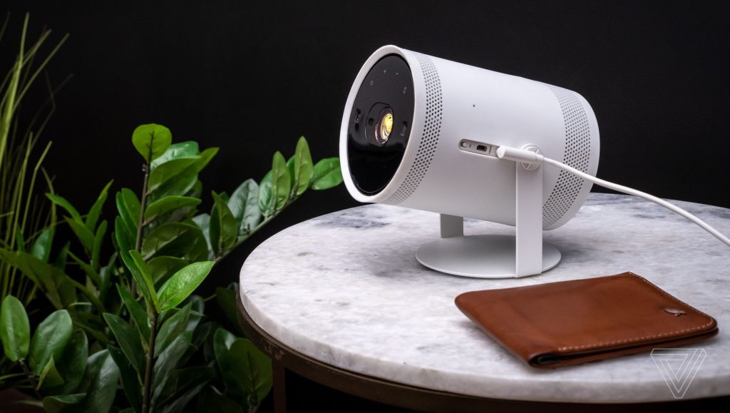Samsung Freestyle: el proyector portátil que se adapta a tu estilo de vida Samsung Freestyle