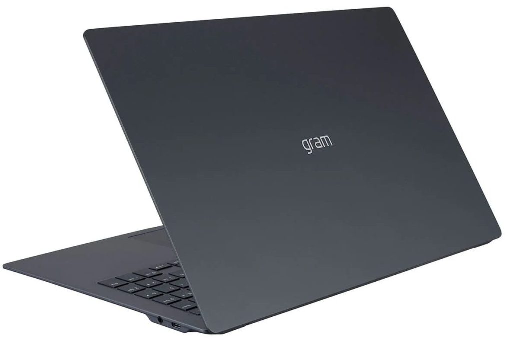El LG SuperSlim 15Z90RT es el portátil más portátil del mercado, ya que combina un diseño ultrafino y ultraligero con unas especificaciones técnicas de última generación.