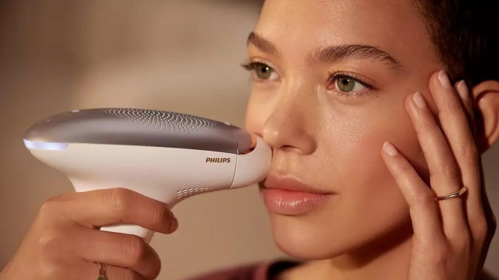 «Philips Lumea Serie 7000: La Depilación IPL para una Piel Suave y Sin Vello Hasta por 12 Meses» Philips Lumea Serie 7000
