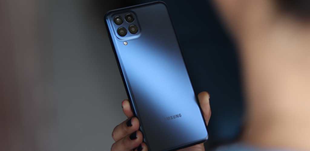 El Samsung Galaxy M33 5G es una opción atractiva para aquellos que buscan un smartphone de gama media con buenas prestaciones y una relación calidad-precio equilibrada.