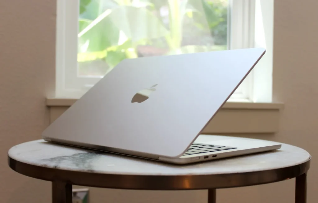 Apple MacBook Air: el portátil que lo tiene todo y a un excelente precio reacondicionado Apple MacBook